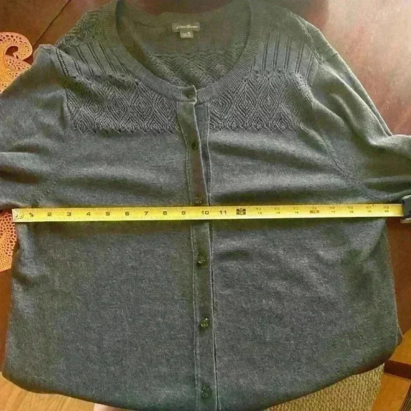 Eddie Bauer Gray Cardigan with Faux Gemstone Buttons and Patterned Top XL - Picture 7 of 11